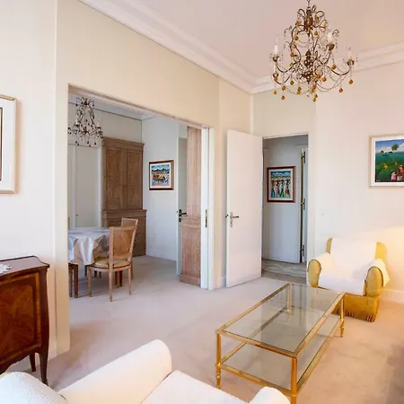 Le Square Vilmorin By Weekome Casa de hóspedes Antibes