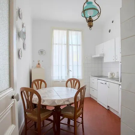 Le Square Vilmorin By Weekome Casa de hóspedes Antibes